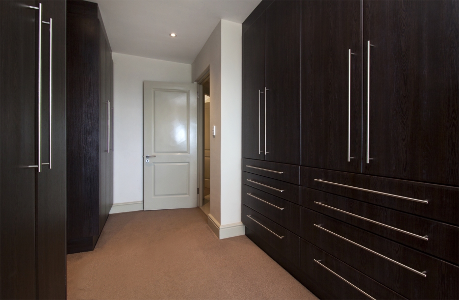 To Let 3 Bedroom Property for Rent in Cairnside Western Cape